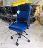 صندلی کارمندی ارگونومیک چرخ‌دار با پشتی بلند و روکش چرم